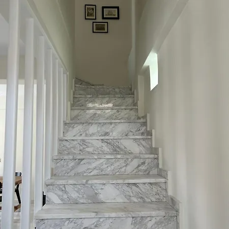 Holiday home Mary Lo